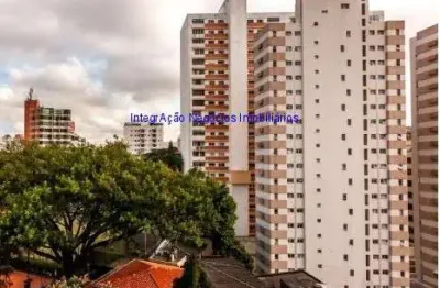 Apartamento mobiliado 54m², 01 dormitório e 01 banheiro.  condomínio com portaria e segurança.  excelente localização