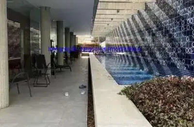 Apartamento 85m², 02 dormitórios ( sendo 01 suite), 02 banheiros e 02 vagas na garagem.  condomínio com segurança, portaria,  piscina , salão de festa