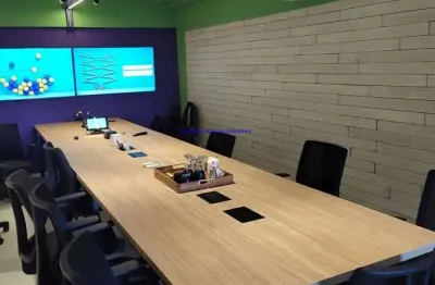 Conjunto comercial 121,30 m² e 01 banheiro.  condomínio com recepção e segurança.  excelente localização á 5 minutos andando para a estação do metrô