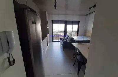 Condomínio com segurança, portaria e academia.  excelente localização, á 9 minutos andando para a estação do metrô higienópolis-mackenzie;