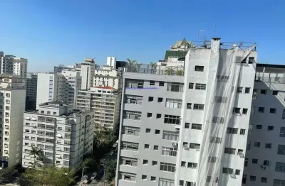 Apartamento 230m², 03 dormitórios (sendo 01 suíte), 04 banheiros e 02 vaga de garagem.  condomínio com segurança, portaria, playground, salão de festa