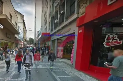 Loja 360m² e 02 banheiros.  excelente localização á 5 minutos andando para a estação do metro sé; entre as ruas josé bonifácio, libero badaró e