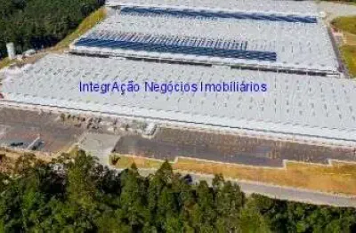 Galpão 16.326m² e 40 banheiros.  excelente localização; próximo da sociedade anhangüera parque empresarial e palácio dos leilões.