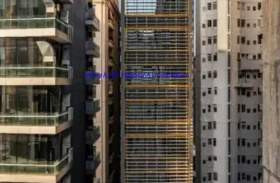Conjunto comercial 359m², 04 banheiros e 02 vagas na garagem.  condomínio com segurança e portaria.