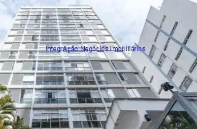 Apartamento 220m², 04 dormitórios (sendo 01 suíte), 04 banheiros e 02 vagas na garagem.  condomínio com portaria, segurança e sala de ginastica.