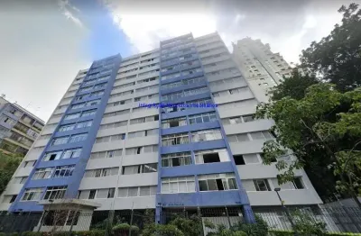 Apartamento 130m², 03 dormitórios (sendo  01 suíte), 02 banheiros e 01 vaga na garagem.  condomínio com portaria e segurança.  excelente localização