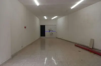 Loja 130m², 01 banheiro e 03 vagas de garagem.  excelente localização á 2 minutos andando para a estação do metrô santa cecilia;