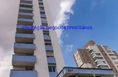 Apartamento 160m², 03 dormitórios (sendo 01 suíte), 04 banheiros e 01 vaga na garagem.  condomínio com portaria, segurança 24hrs e salão de festa.
