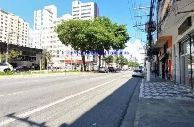 Prédio comercial 600m², 01 copa, 04 salas e 10 banheiros.  excelente localização á 3 minutos andando para a estação do metrô saúde