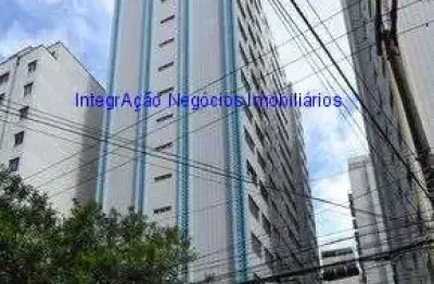 Apartamento 200m², 03 dormitórios (sendo 01 suíte), 02 banheiros e 02 vagas na garagem.  condomínio com portaria, segurança 24hrs e salão de festa.