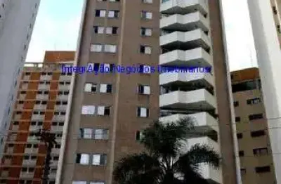 Apartamento 210m², 04 dormitórios (sendo 01 suíte), 02 banheiros e 02 vagas na garagem.  condomínio com portaria, segurança 24hrs, piscina, playground