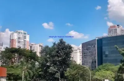 Apartamento 88m², 03 dormitórios e 01 banheiro.  condomínio com portaria, segurança 24hrs.  excelente localização