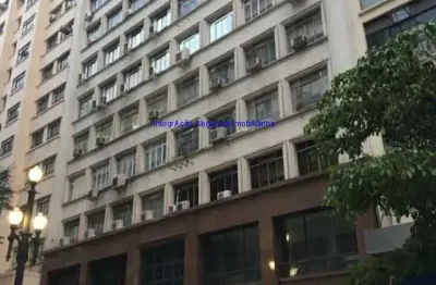 Conjunto comercial 114m², 01 copa e 02 banheiros.  condomínio com recepção e segurança 24hrs.  excelente localização