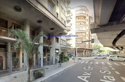 Conjunto comercial 20m²e 01 banheiro.  condomínio com recepção e segurança 24hrs.  excelente localização