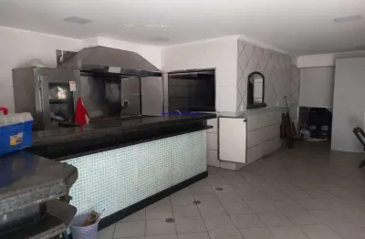 Loja 70m², 02 banheiros.  excelente localização a 10 minutos  andando para a estação do metrô luz; entre as avenidas ipiranga, rio branco