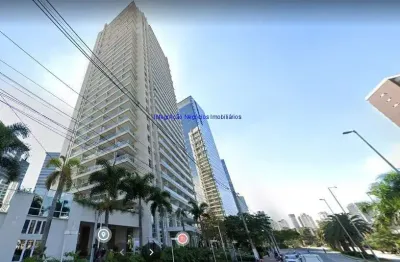 Conjunto comercial mobiliado 235m², 02 salas, 02 banheiros e 05 vagas na garagem..  condomínio com recepção e segurança 24hrs.  excelente localização