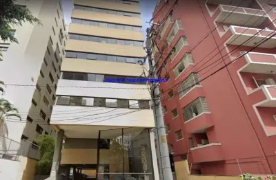 Conjunto comercial 64m², 01 banheiro e 02 vagas na garagem.  condomínio com recepção.  excelente localização entre as alamedas sarutaiá