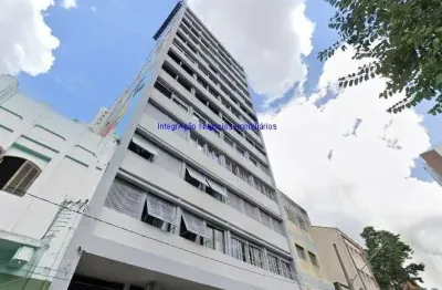 Apartamento 57m², 01 dormitório e 01 banheiro.  condomínio com portaria, segurança 24hrs.  excelente localização