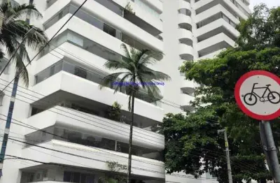 Apartamento cobertura duplex 350m², 03 dormitórios (sendo suítes), 04 banheiros e 03 vagas na garagem.  condomínio com portaria, segurança 24hrs