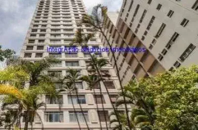 Apartamento 150m², 02 dormitórios (sendo 01 suíte), 03 banheiros e 02 vagas na garagem.  condomínio com portaria, segurança 24hrs,  salão de festa.