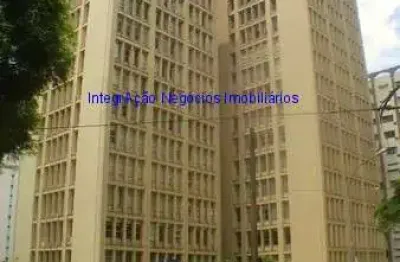 Apartamento 275m², 04 dormitórios (sendo 02 suítes), 05 banheiros e 04 vagas na garagem.  condomínio com portaria, segurança 24hrs e salão de festa