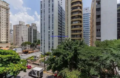 Apartamento 184m², 03 dormitórios (sendo 01 suíte), 02 banheiros e 01 vaga na garagem.  condomínio com portaria, segurança 24hrs.