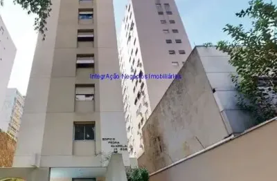 Apartamento 75m², 02 dormitórios, 01 banheiro e 01 vaga na garagem.  condomínio com portaria, segurança 24hrs e salão de festa.  excelente localização