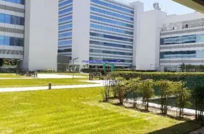 Conjunto comercial 2.844m², 15 salas, 02 copas, 19 banheiros e 28 vagas na garagem.  condomínio com recepção e segurança 24hrs.  excelente localização