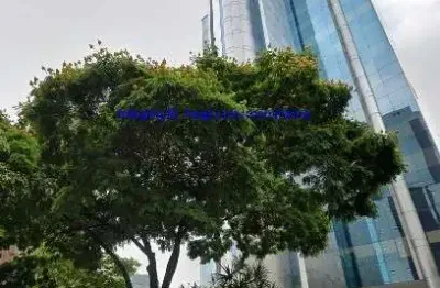 Laje comercial 533m², copa, 08 banheiros e 12 vagas na garagem.  condomínio com recepção e segurança 24hrs.  excelente localização.