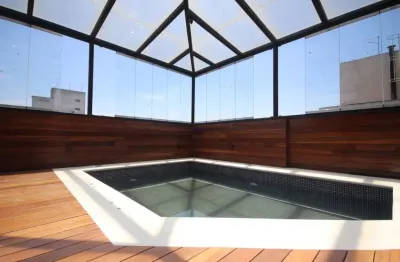 Apartamento 314m², 03 dormitórios (sendo suítes), 04 banheiros e 04 vagas na garagem.   condomínio portaria 24hrs, piscina, salão de festa, academia.