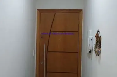 Apartamento 86m², 02 dormitórios e 01 banheiro.   condomínio com portaria.   excelente localização entre as alamedas barão de limeira, eduardo prado.