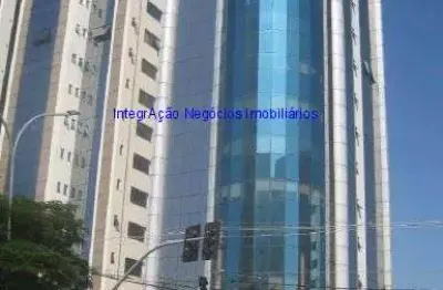 Conjunto comercial 44m², 01 sala, 02 banheiros e 01 vaga na garagem.    condomínio com recepção e segurança 24hrs.    excelente localização.