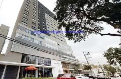 Apartamento studio 33m², 01 dormitório (sendo suíte) e 01 banheiro.   condomínio com portaria 24hrs, salão de festa, salão de jogos, espaço gourmet.