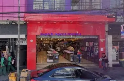 Loja 200m², 01 banheiro.  excelente localização entre as ruas pedro cristini, doutor manoel carlos ferraz de almeida e cunha gago;