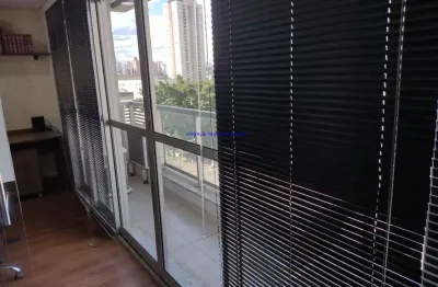 Conjunto comercial 36m², 01 banheiro e 01 vaga na garagem.   condomínio recepção e segurança 24hrs.  excelente localização.