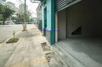 Loja 100m², 01 banheiro.   excelente localização á 6 minutos andando para a estação do metrô fradique coutinho; entre as ruas cônego eugênio leite.