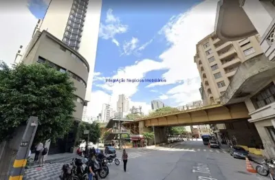 Conjunto comercial 34m², 01 banheiro.  condomínio com recepção e segurança 24hrs.  excelente localização á 3 minutos andando para a estação do metrô
