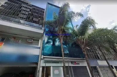 Conjunto comercial 110m², 02 banheiros   condomínio com recepção e segurança 24hrs.  excelente localização á 1 minuto andando para o metrô consolação;