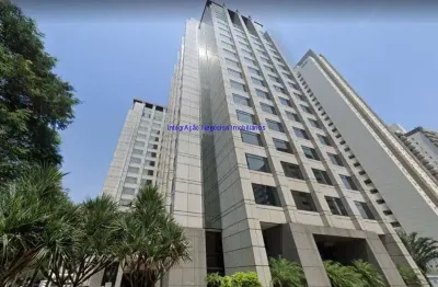 Conjunto comercial 185m², 03 banheiros e 05 vagas na garagem.   condomínio com recepção e segurança 24hrs.  excelente localização.