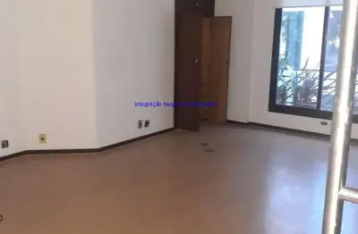 Conjunto comercial 120m², 02 banheiros e 03 vagas na garagem.   condomínio com recepção e segurança 24hrs.  excelente localização.
