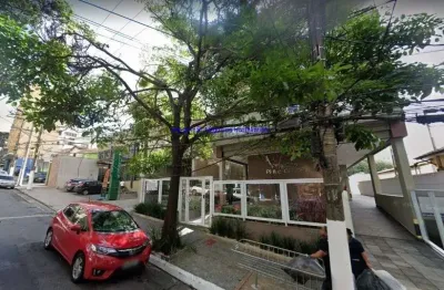 Conjunto comercial 32m², 01 banheiro e 01 vaga na garagem.   condomínio com recepção e segurança 24hrs.  excelente localização
