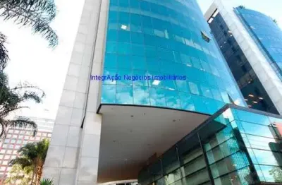 Conjunto comercial 234m², 02 banheiros e 06 vagas na garagem.  condomínio com recepção e segurança 24hrs.  excelente localização;