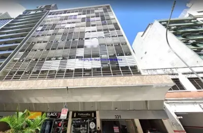 Loja 70m², 01 banheiro.   excelente localização á 6 minutos andando para a estação do metrô anhangabau; entre as ruas nestor pestana, martins fontes