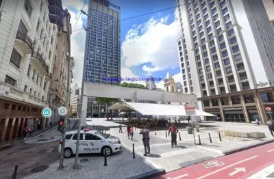 Loja 120m² e 02 banheiros.   excelente localização á 5 minutos andando para e estação do metrô são bento; próximo as rua são bento e álveres penteado