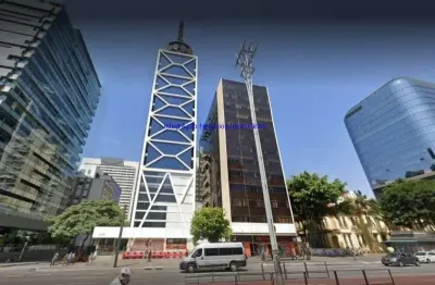 Condomínio com recepção e segurança 24hrs.  excelente localização, á 5 minutos andando para a estação do metrô brigadeiro; entre as ruas leôncio