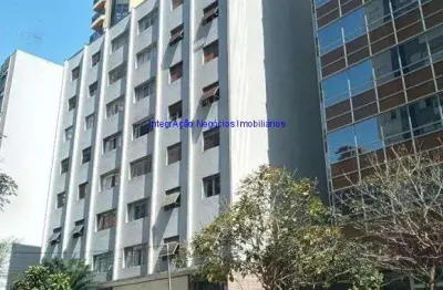 Apartamento 98m², 03 dormitórios, 02 banheiros e 01 vaga na garagem.   condomínio com portaria.   excelente localização entre as ruas diana, caiubi