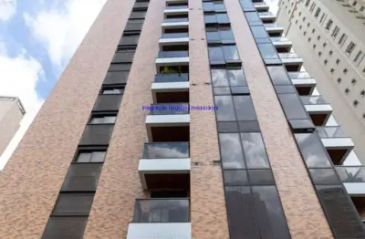 Apartamento 223m², 04 dormitórios (sendo suítes), 06 banheiros e 07 vagas na garagem.  condomínio com portaria, segurança 24hrs, piscina aquecida,