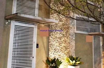 Sobrado comercial 70m², 03 salas e 02 banheiros.   excelente localização entre as ruas ipacaraí, ministro gastão mesquita e vanderlei.