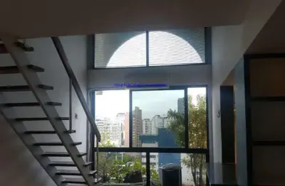 Apartamento duplex 50m², 01 dormitório, 01 banheiro e 01 vaga na garagem.  condomínio com portaria, segurança 24hrs, playground, salão de festa.