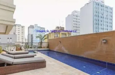 Condomínio com portaria, segurança 24hrs, piscina e salão de jogos.  excelente localização á 1 minuto andando da estação do metrô luz;